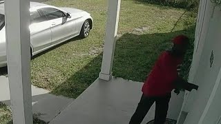 Mother armed with shotgun scares off burglar in Miami Gardens [upl. by Macdonald]