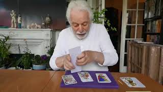 Lección de Tarot por Alejandro Jodorowsky [upl. by Euphemie]