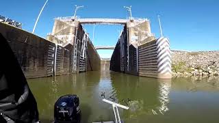 How to properly lock thru TN river Dams [upl. by Faden]