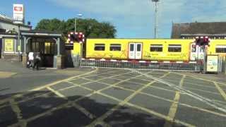 Birkdale Level Crossing [upl. by Terryl]